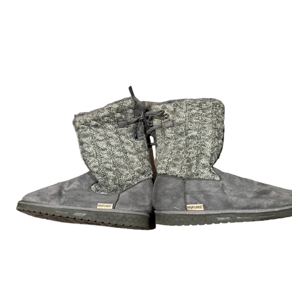 Woman’s muk luks size 10 boots - Picture 2 of 7
